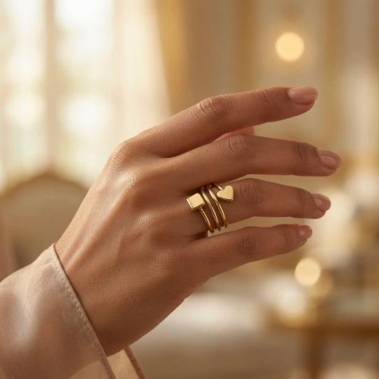 Heart bind ring