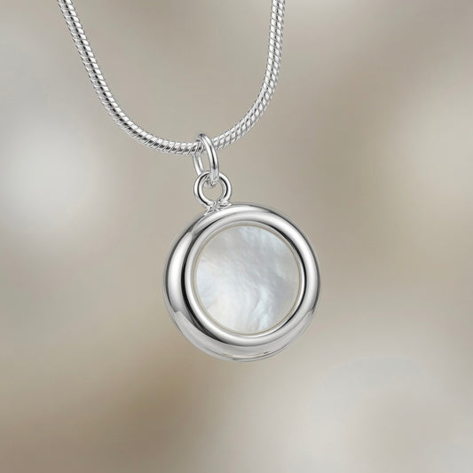 Minimalist chain
